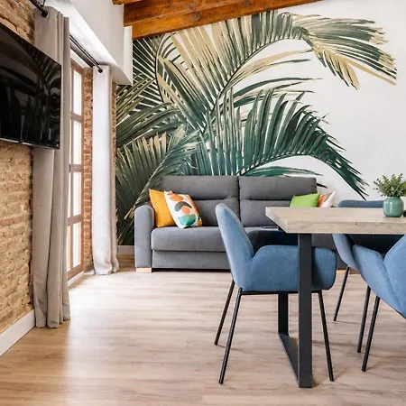 Ciutat Vella Modern Apartament *