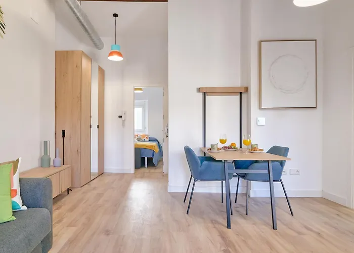 Apartament Ciutat Vella Modern *
