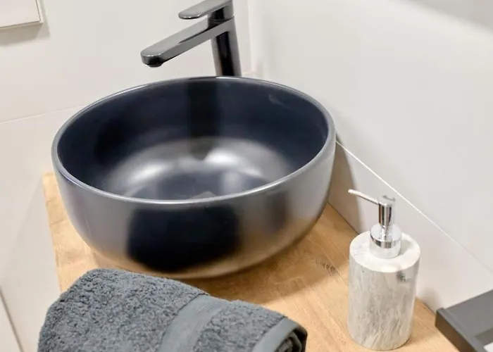 Ciutat Vella Modern Apartament *