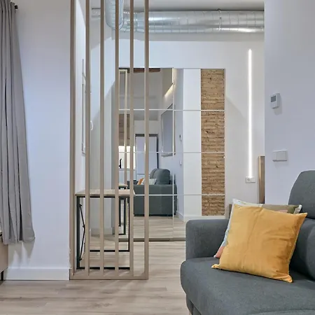 Ciutat Vella Modern *